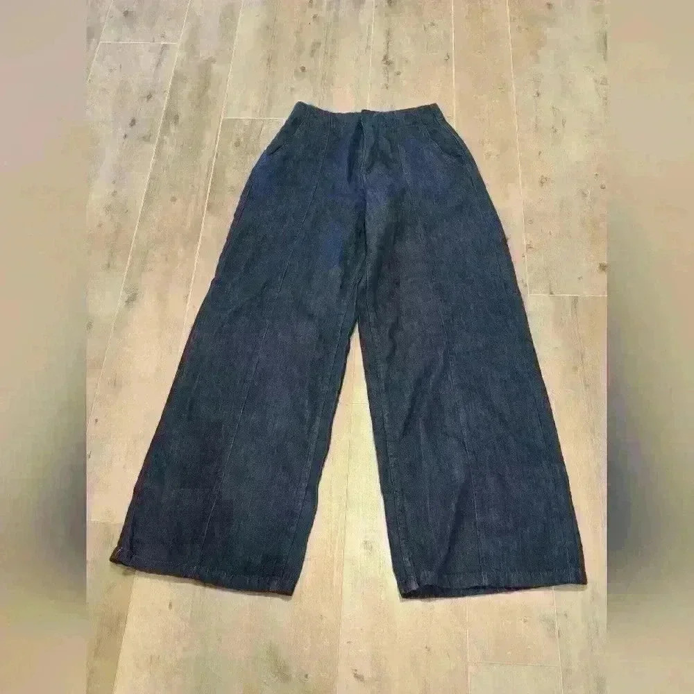 NWOT Zara High-Waisted Jeans. - Picture 6 of 8